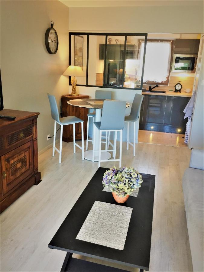Domaine Prive, , Piscine, Jacuzzi, Joli Appartement Deauville Eksteriør billede